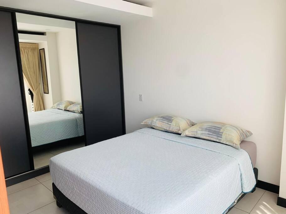 Apartamento Departamento Con Vista De Lujo Santa Cruz de La Sierra Exterior foto